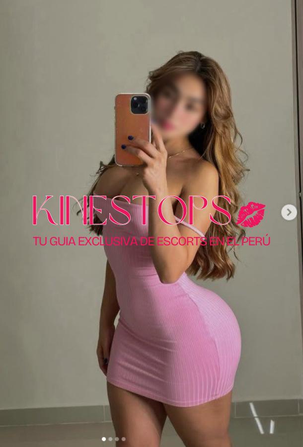 Olivia - Universitaria sexy de curvas incomparables